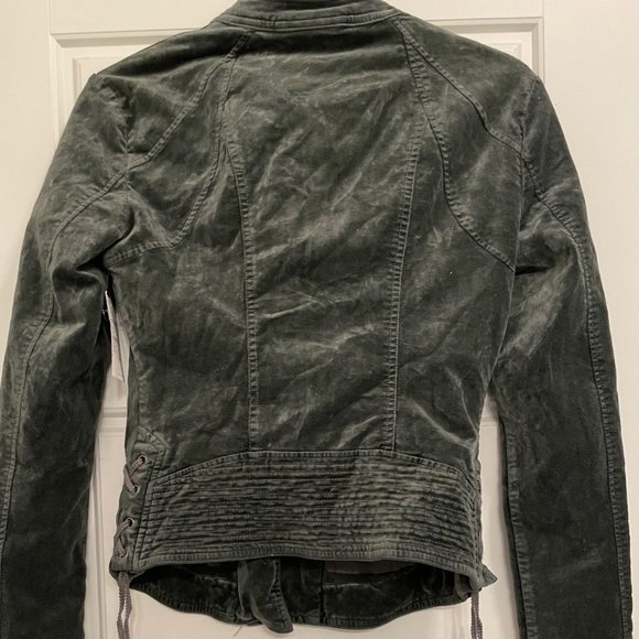 BNCI by Blanc Noir, Asymmetrical Velvet Moto Jacket with Laced Sleeves, NWT, NEW - Picture 4 of 11